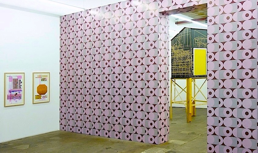 Wolfgang Ellenrieder: Arbeiten aus dem Kiosk des Glücks und Präsentation des Künstlerbuches /Installation view 1

